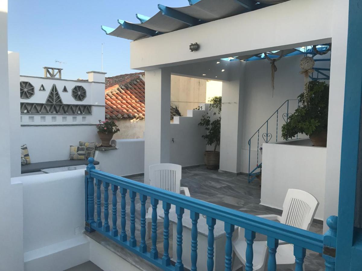 Manto Apartments Tinos Екстер'єр фото