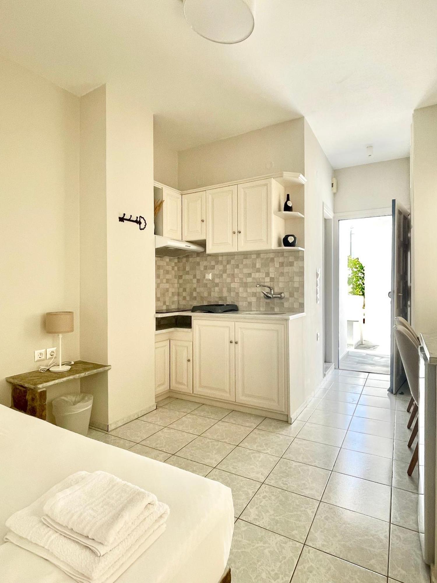 Manto Apartments Tinos Екстер'єр фото