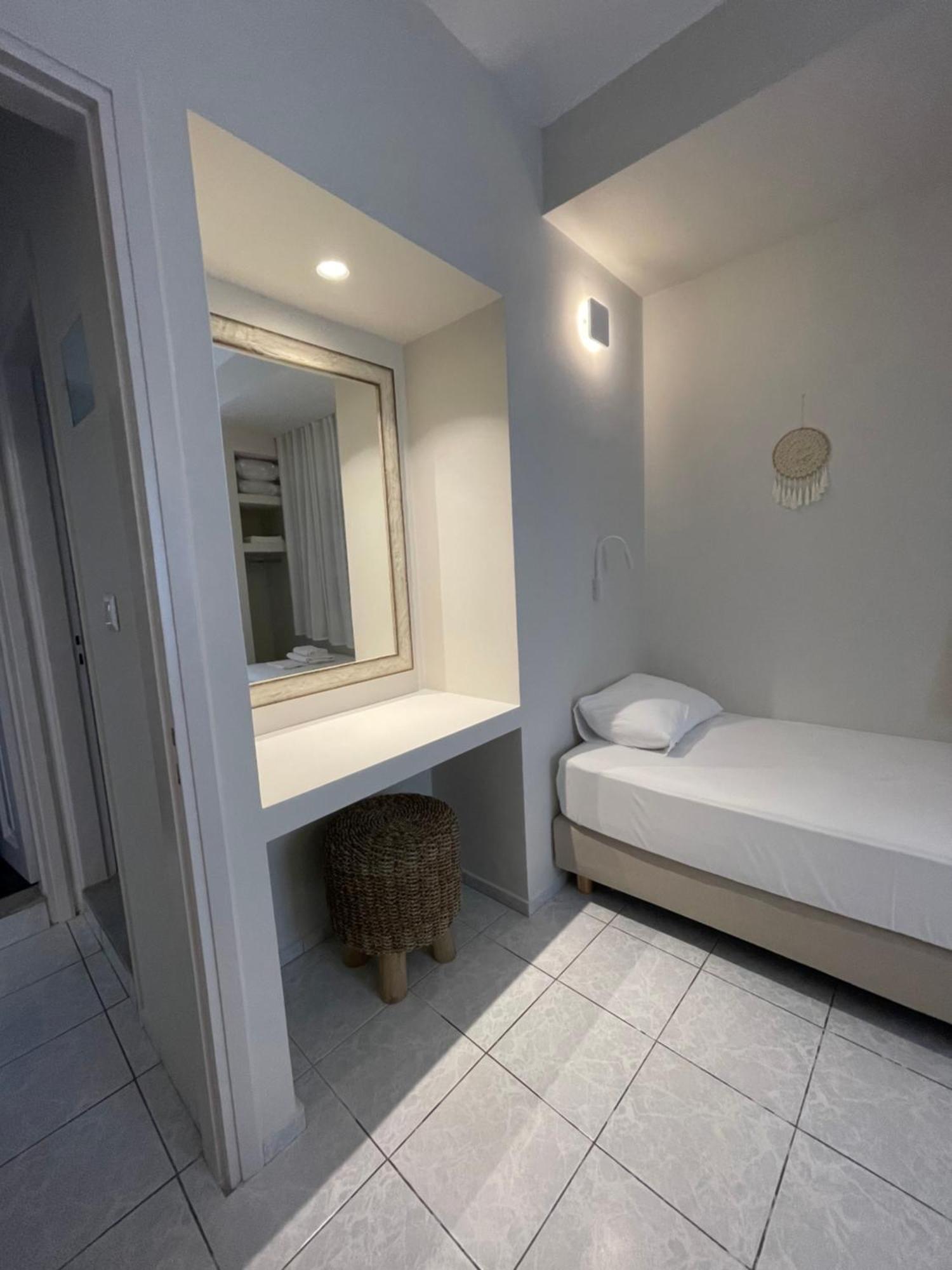 Manto Apartments Tinos Екстер'єр фото